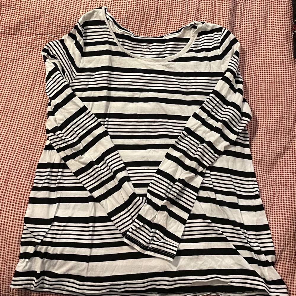 Striped long sleeve tee